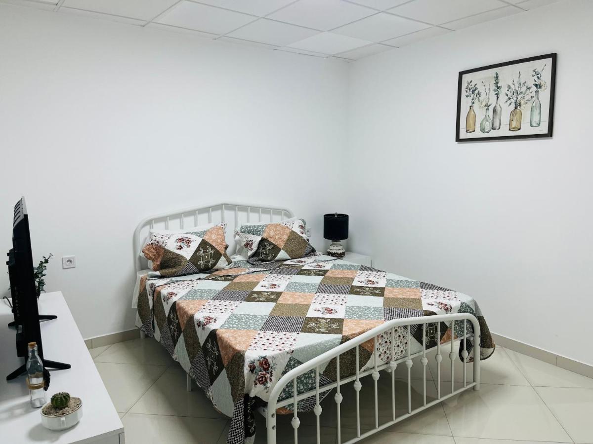 Techas City Center Luxurious Suites & Rooms Praia Exterior foto